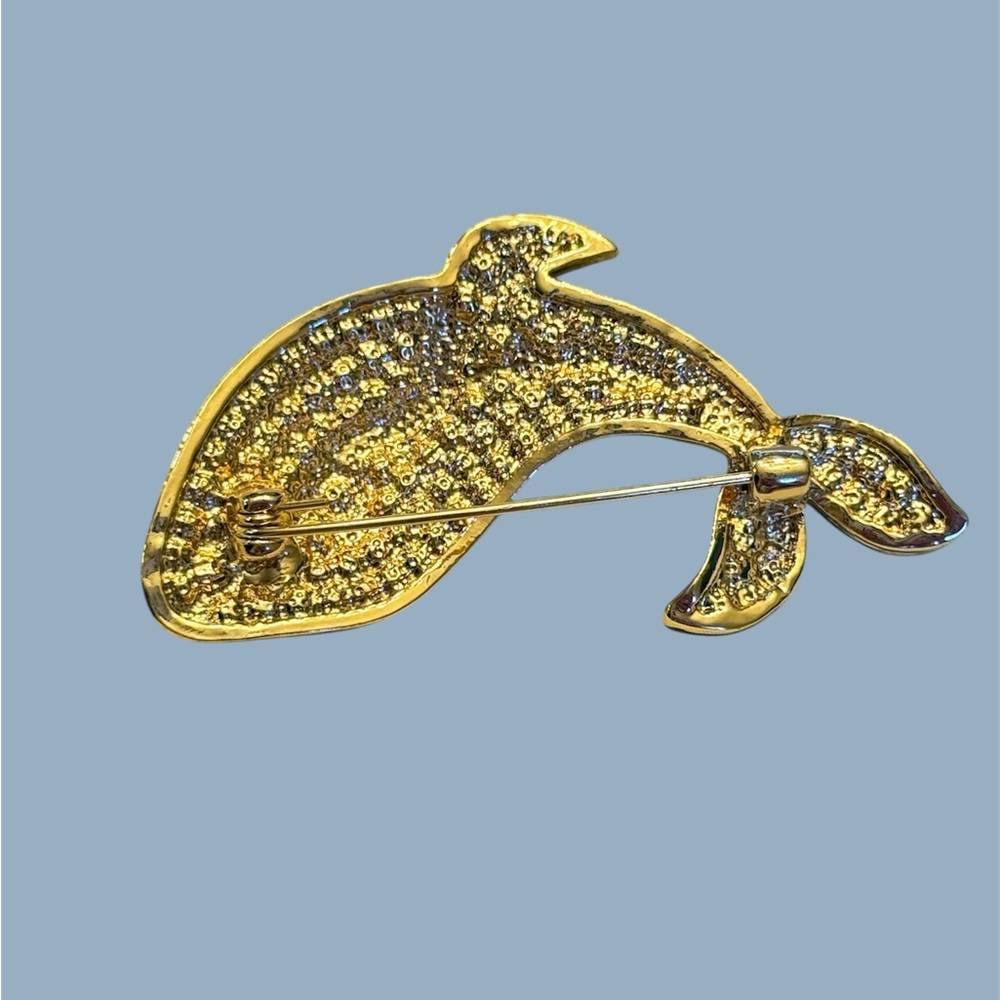 Blue Rhinestone Whale Brooch - Picture 2 of 2